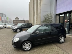 Volkswagen Polo - 1.2 Easyline AIRCO RIJDT EN SCHAKELT GOED