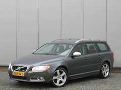 Volvo V70 - 2.0T AUT R-Edition Leer / Xenon / Trekhaak / Navi