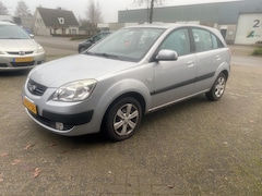 Kia Rio - 1.4 Fifteen AUTOMAAT AIRCO