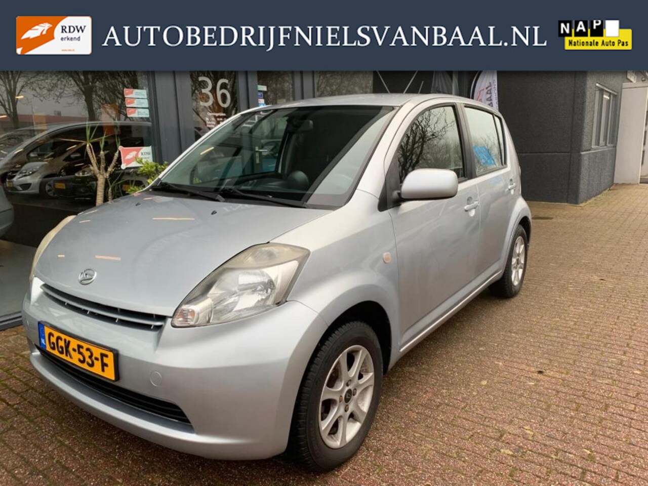 Daihatsu Sirion 2 - 1.3-16V Navi/Airco/LM-Velgen/Trekhaak/5Drs - AutoWereld.nl