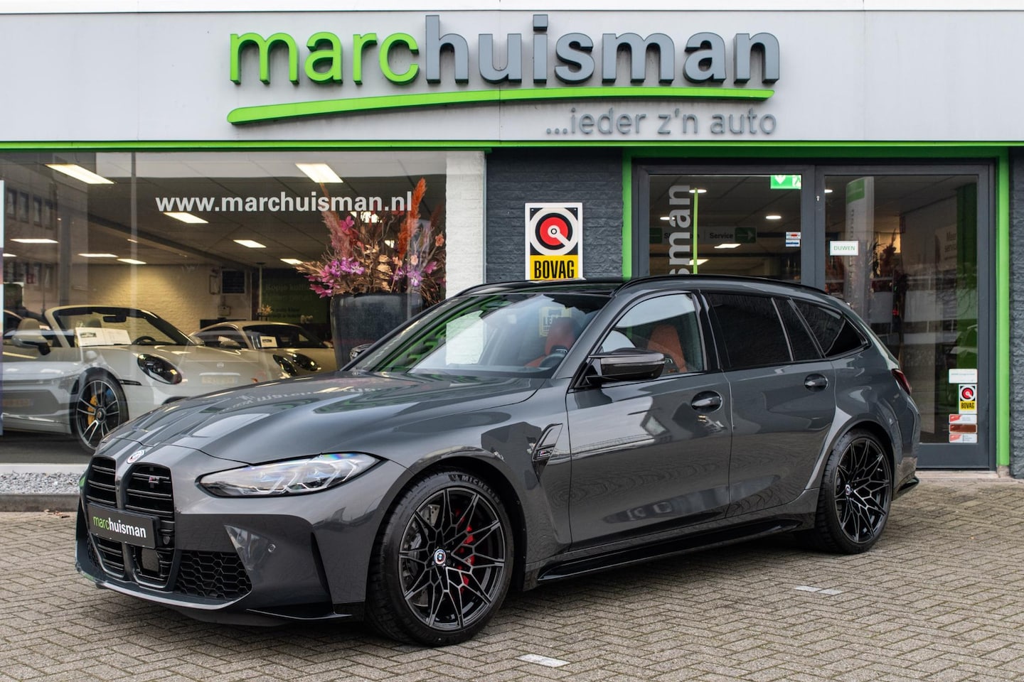 BMW M3 - Touring xDrive Competition / HARMAN KARDON / STOELVENTILATIE / CARBON - AutoWereld.nl