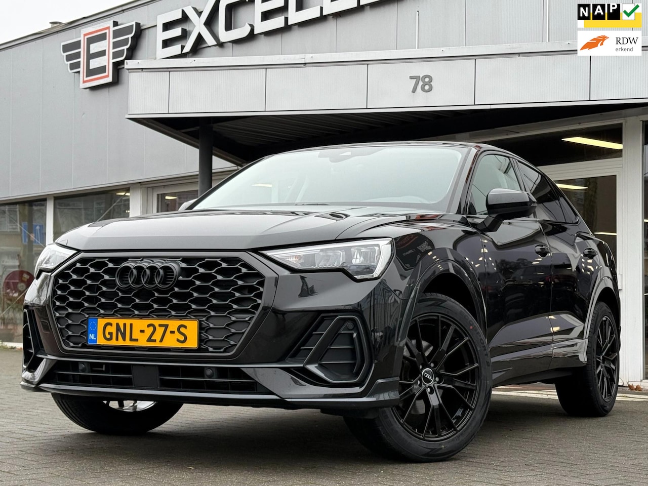 Audi Q3 Sportback - 35 TFSI S Tronic Attitude | ACC - AutoWereld.nl