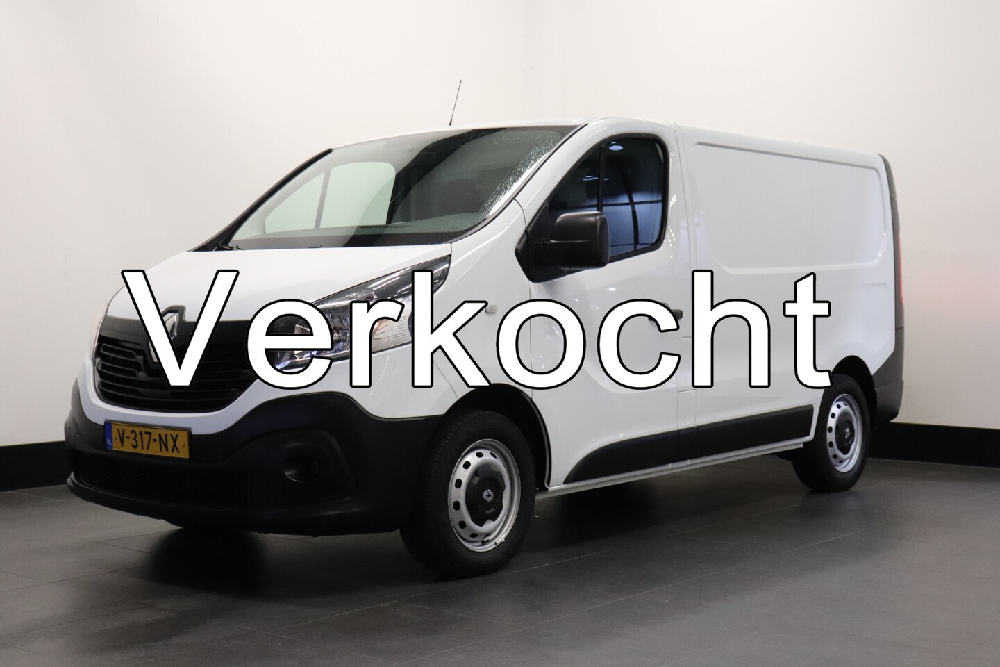 Renault Trafic - 1.6 dCi EURO 6 - Airco - Navi - Cruise - € 7.950,- Excl. - AutoWereld.nl