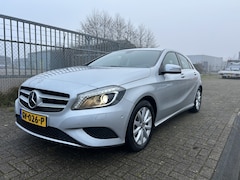 Mercedes-Benz A-klasse - 180 CDI Lease Ed. / Xenon / PDC / Nieuwstaat / Dealer onderhoude