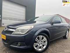 Opel Astra GTC - 1.6 Executive