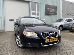 Volvo V70 - 2.4 D5 Summum (bj 2011) 205PK|AUT|LEER|XENON|SDAK|VOL