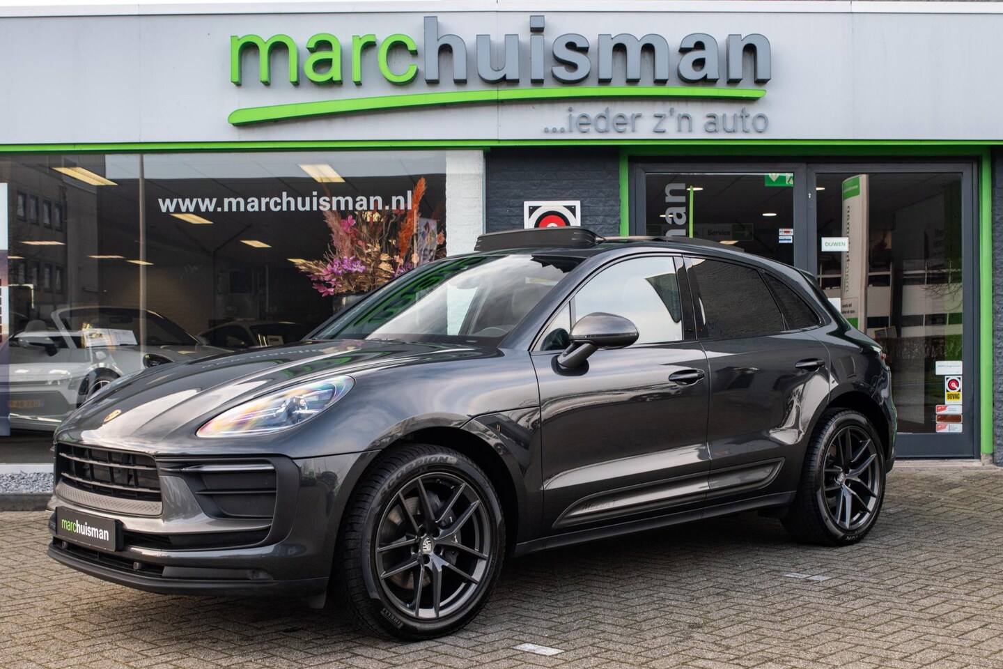 Porsche Macan - 2.0 T / PANODAK / LUCHTVERING / LEDER - AutoWereld.nl