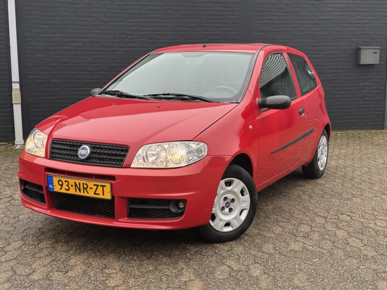 Fiat Punto - 1.2 Sound 1.2 Sound, Nette Auto, APK 27-10-2025 - AutoWereld.nl