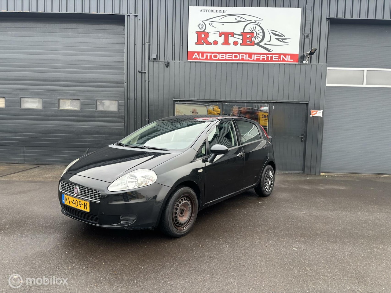 Fiat Grande Punto - 1.4 voljaar apk t/m 01-2026 - AutoWereld.nl