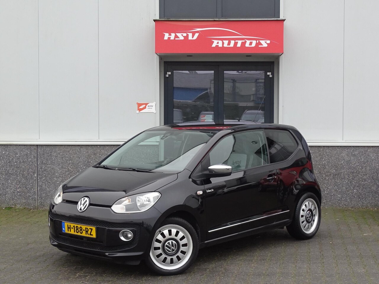 Volkswagen Up! - 1.0 high up! BlueMotion navi LM airco - AutoWereld.nl