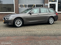 BMW 3-serie Touring - 318d EXE AIRCO/NAVIGATIE/CRUISE/PDC