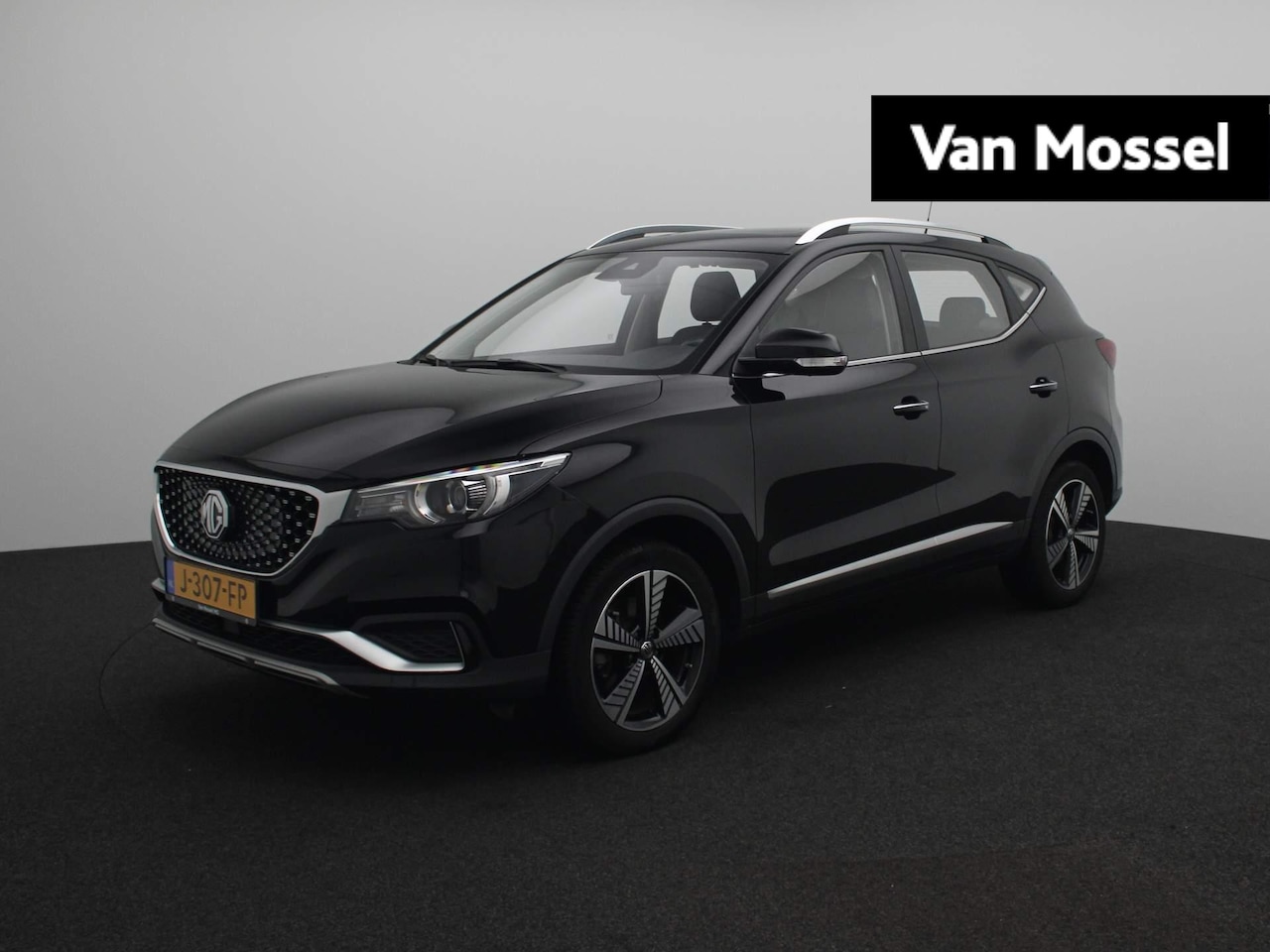 MG ZS - EV Luxury 45 kWh | Navigatie | Panoramadak | Leder | Camera | Apple CarPlay | - AutoWereld.nl