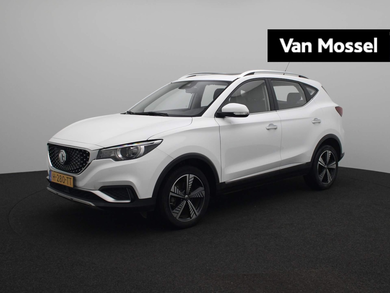 MG ZS - EV Luxury 45 kWh | Leder | Navi | Panoramadak | Camera | Apple CarPlay | Adaptive Cruise C - AutoWereld.nl