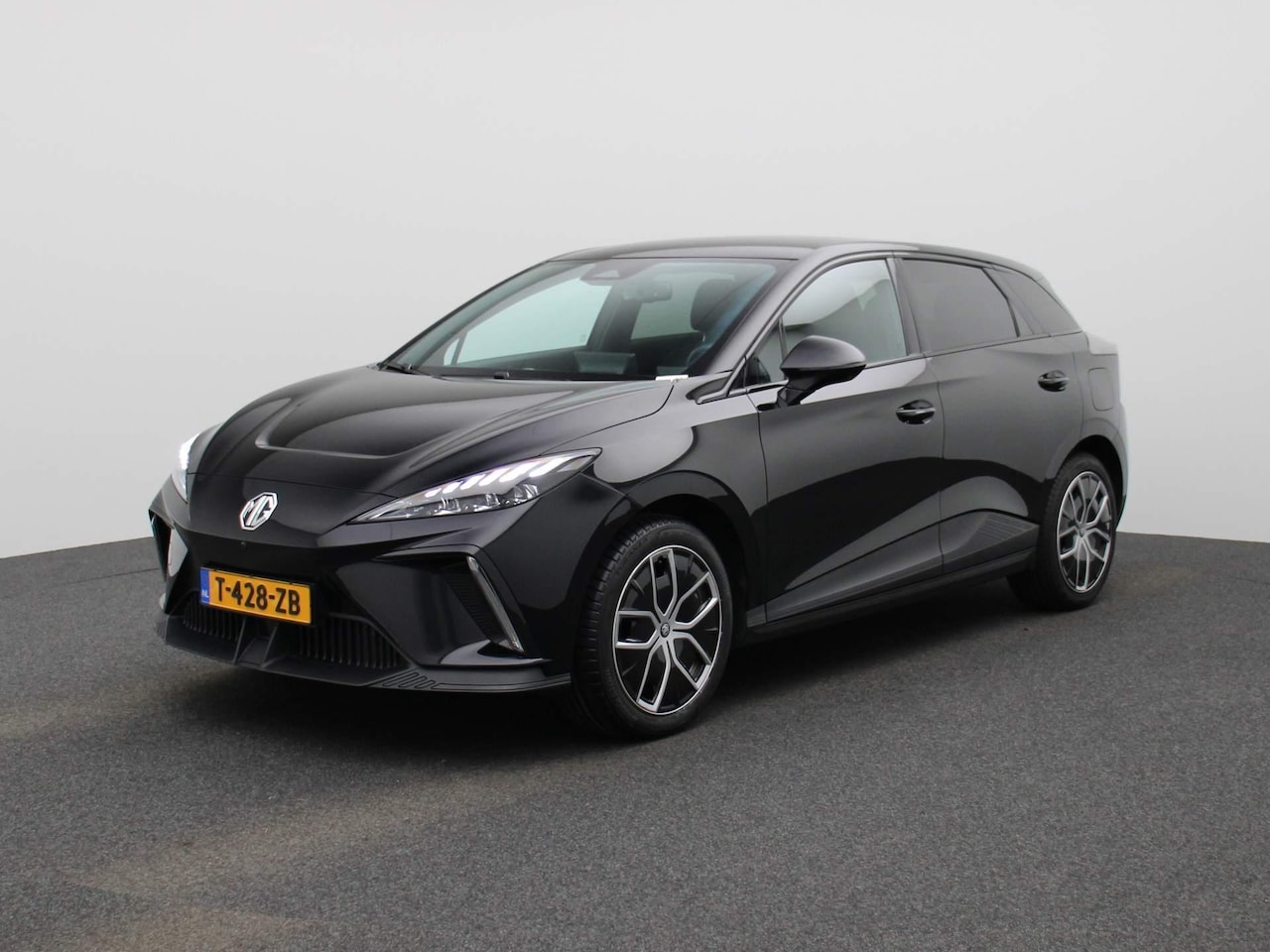 MG 4 - Luxury 64 kWh | ECC | Navi | Half-Leder | LMV | PDC | LED | - AutoWereld.nl