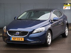 Volvo V40 - 2.0 D2 Ocean Race Business Panorama/Xenon/Camera/Leer/Parkeersensor/Stoelverwarming