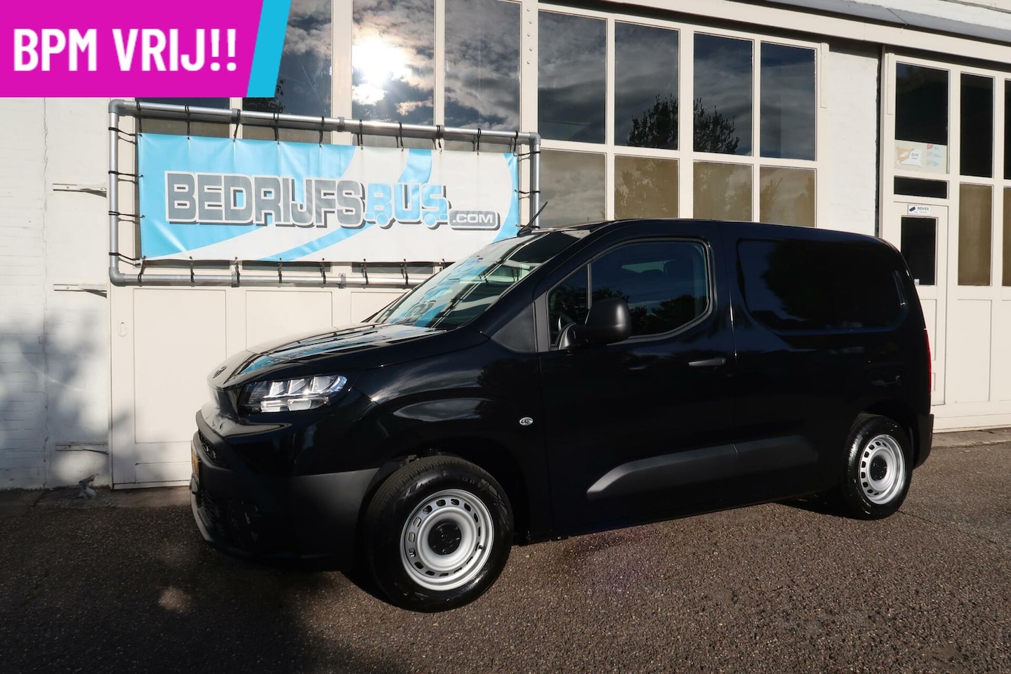 Toyota ProAce City - 102PK, NIEUW, DIRECT LEVERBAAR GARANTIE - AutoWereld.nl