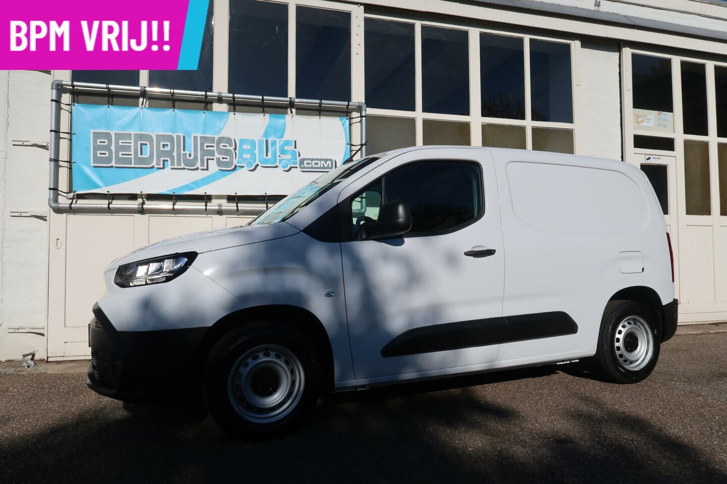 Toyota ProAce City - 102PK, NIEUW, DIRECT LEVERBAAR, GARANTIE! - AutoWereld.nl