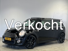 MINI Clubman - 1.6 One Final Edition | Navigatie | LM Velgen 17" | Elektrisch Glazen Panoramadak | Voorst