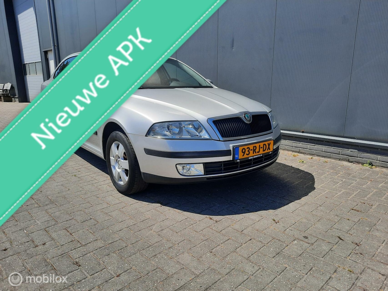 Skoda Octavia - 1.6 FSI Elegance 1.6 FSI Elegance - AutoWereld.nl