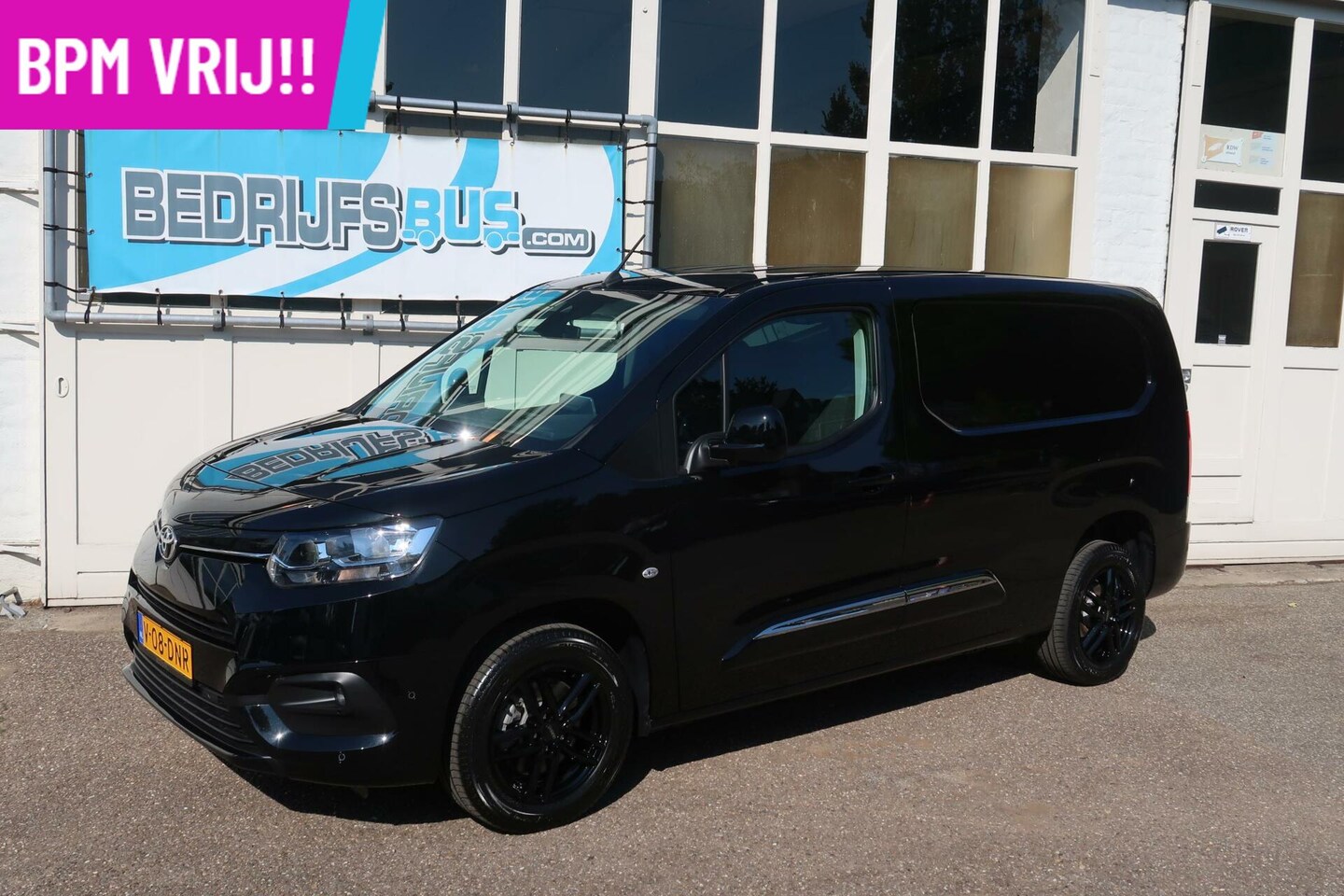 Toyota ProAce City - | Toyota 10GARANTIE | L2H1 | NIEUW & DIRECT LEVERBAAR 1.5 D-4D Live Long - AutoWereld.nl