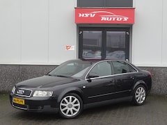 Audi A4 Limousine - 3.0 quattro Pro Line S 220 PK airco LM 4-deurs