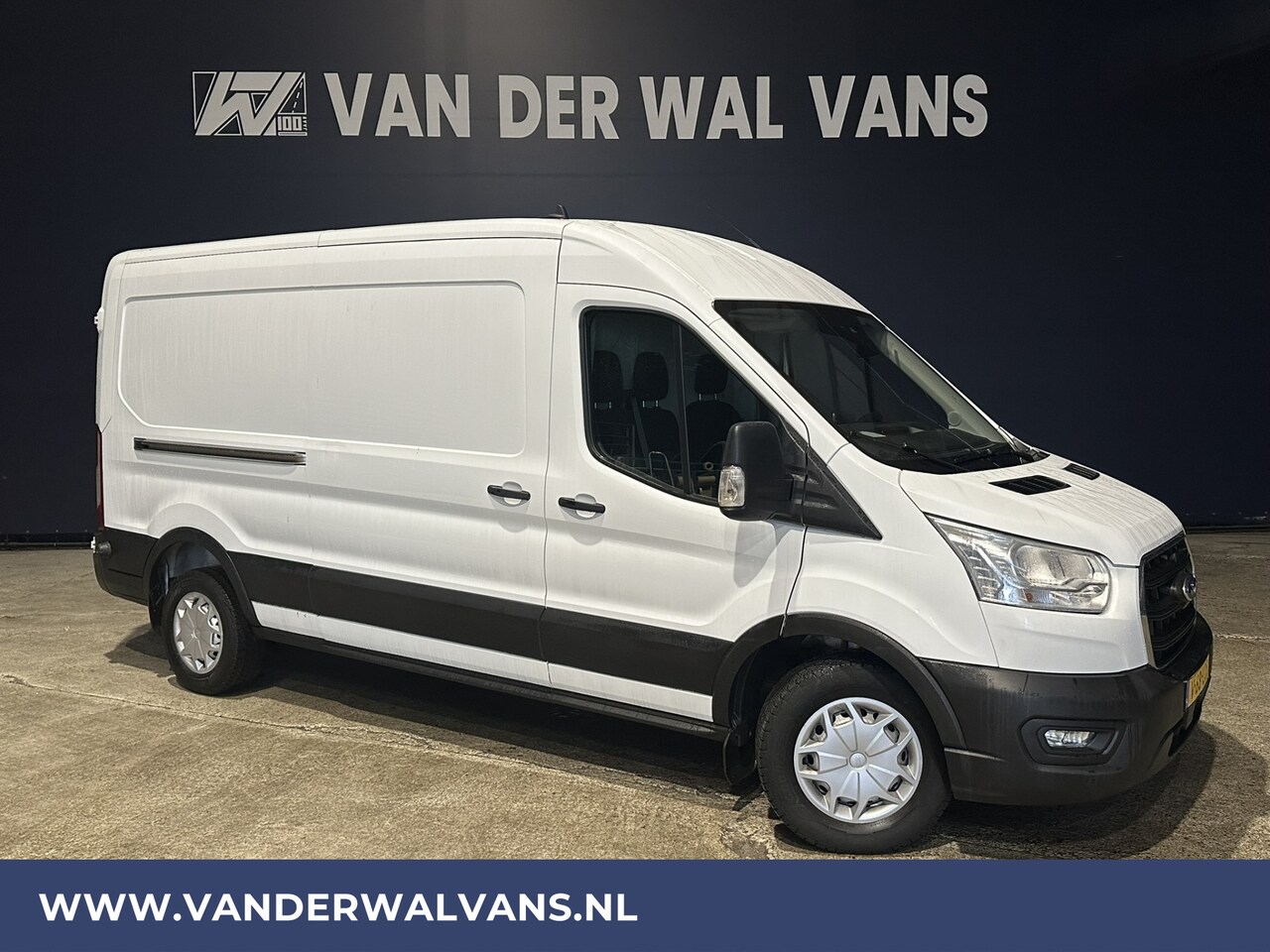 Ford Transit - 2.0 TDCI 130pk **BPM VRIJ voor de Ondernemer** L3H2 Euro6 Airco | Camera | Navigatie | App - AutoWereld.nl