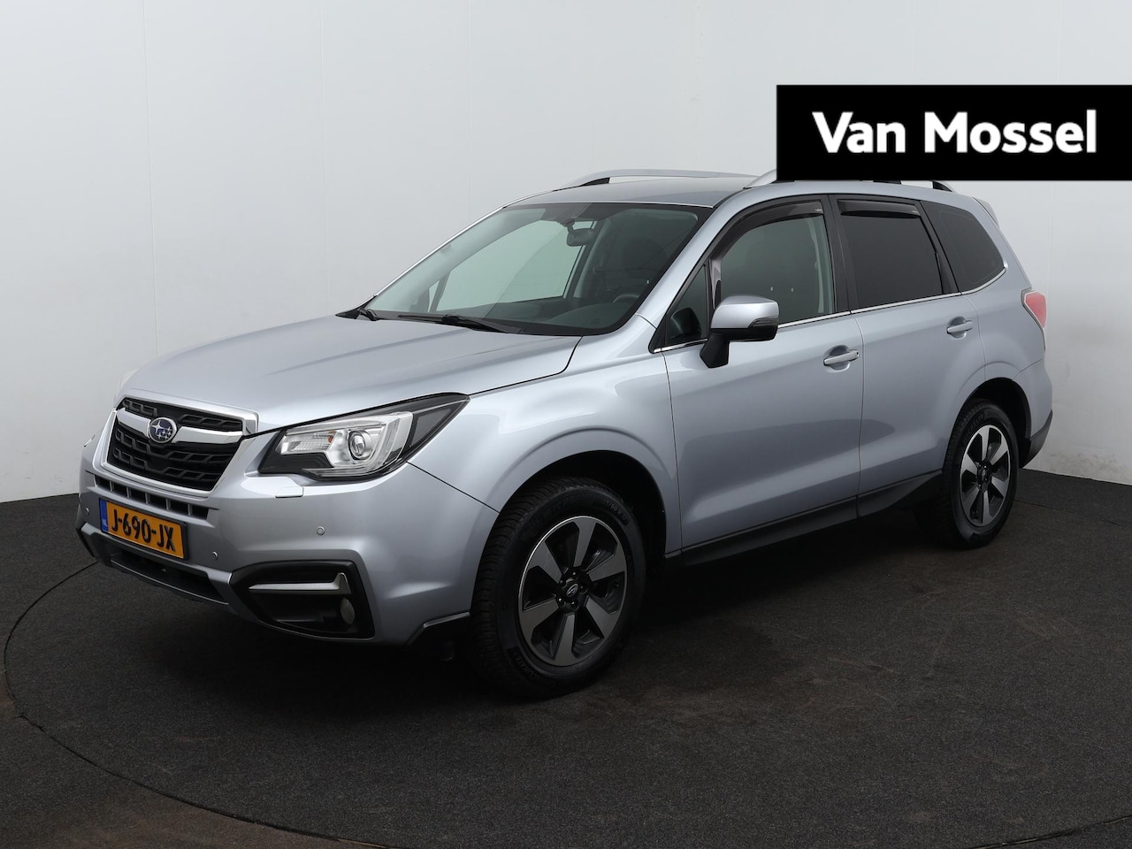 Subaru Forester - 2.0 Comfort | Automaat | Trekhaak | Parkeer sensoren | LMV | Navigatie | Stoel verwarming - AutoWereld.nl