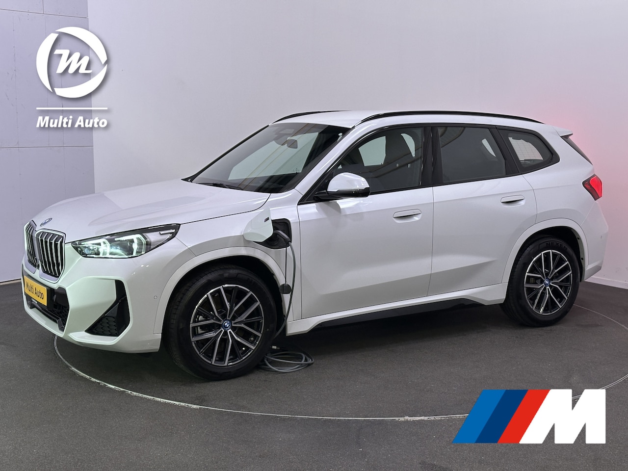 BMW X1 - xDrive30e M Sport 326PK Plug In Hybrid PHEV | Head Up | 360 Camera | Navi Pro | LED | Appl - AutoWereld.nl