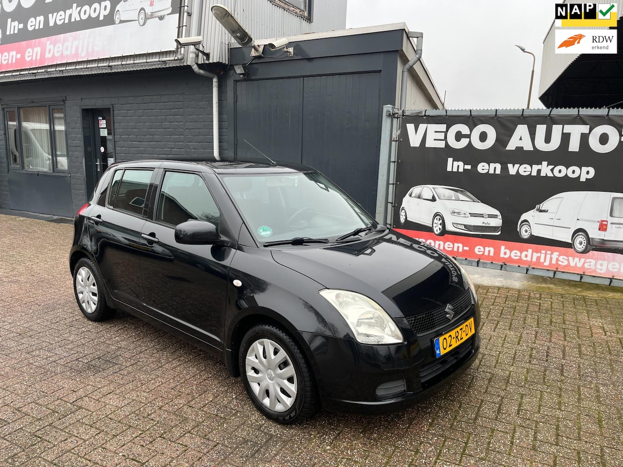 Suzuki Swift - 1.3 GLS airco 5 deurs nette auto - AutoWereld.nl