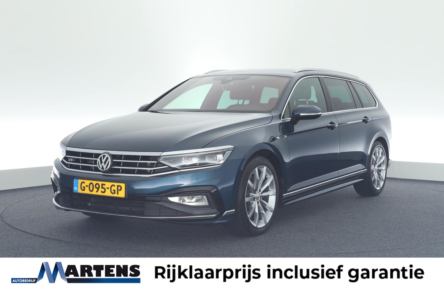 Volkswagen Passat Variant - 1.5 TSI 150pk DSG R-Line Elegance Stoelverwarming Keyless Led Navigatie - AutoWereld.nl