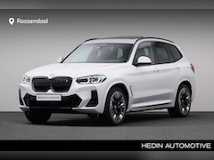 BMW iX3 - Executive 80 kWh | Driving Assistant Professional | Camera | Stoelverwarming | Sportstoele