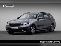 BMW 3-serie Touring - 330e xDrive M-Sport | Verwarmde stoelen | Trekhaak | Verwarmd stuur | Sportstoelen |