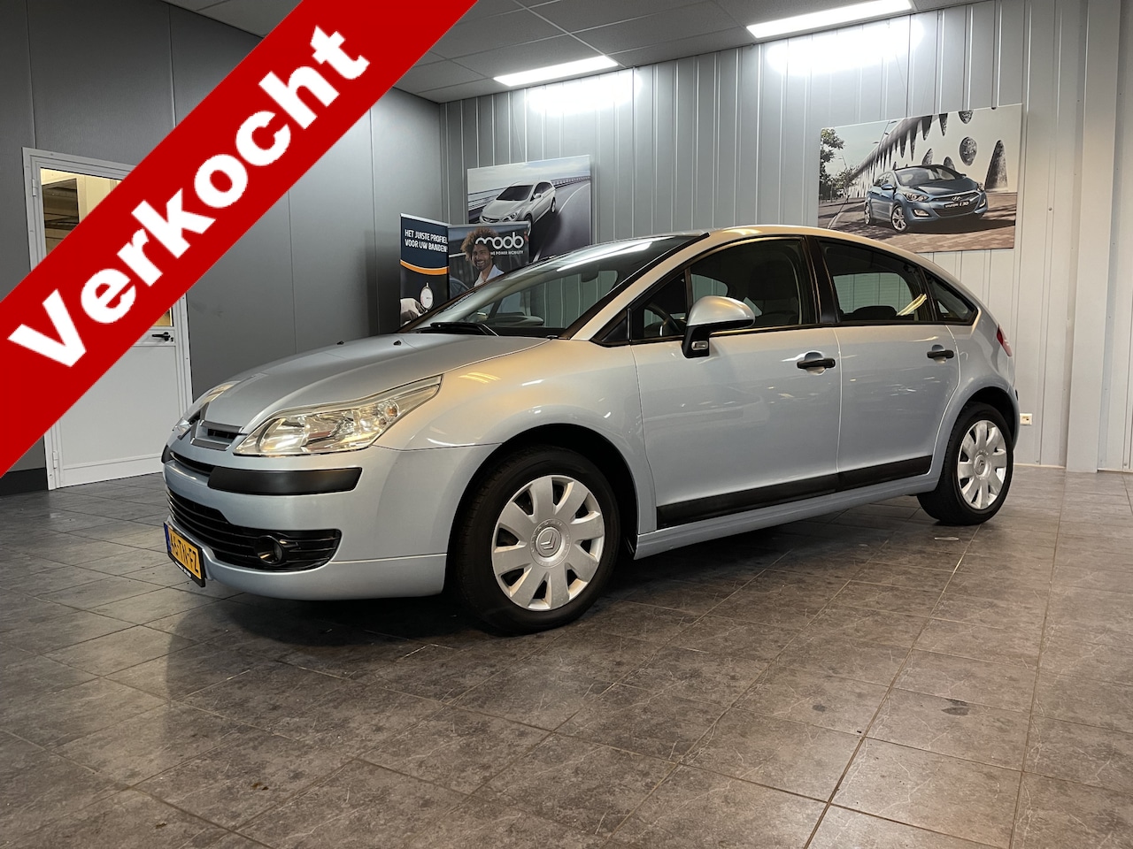 Citroën C4 - 1.6-16V Ligne Prestige Airco, Cruise control. - AutoWereld.nl