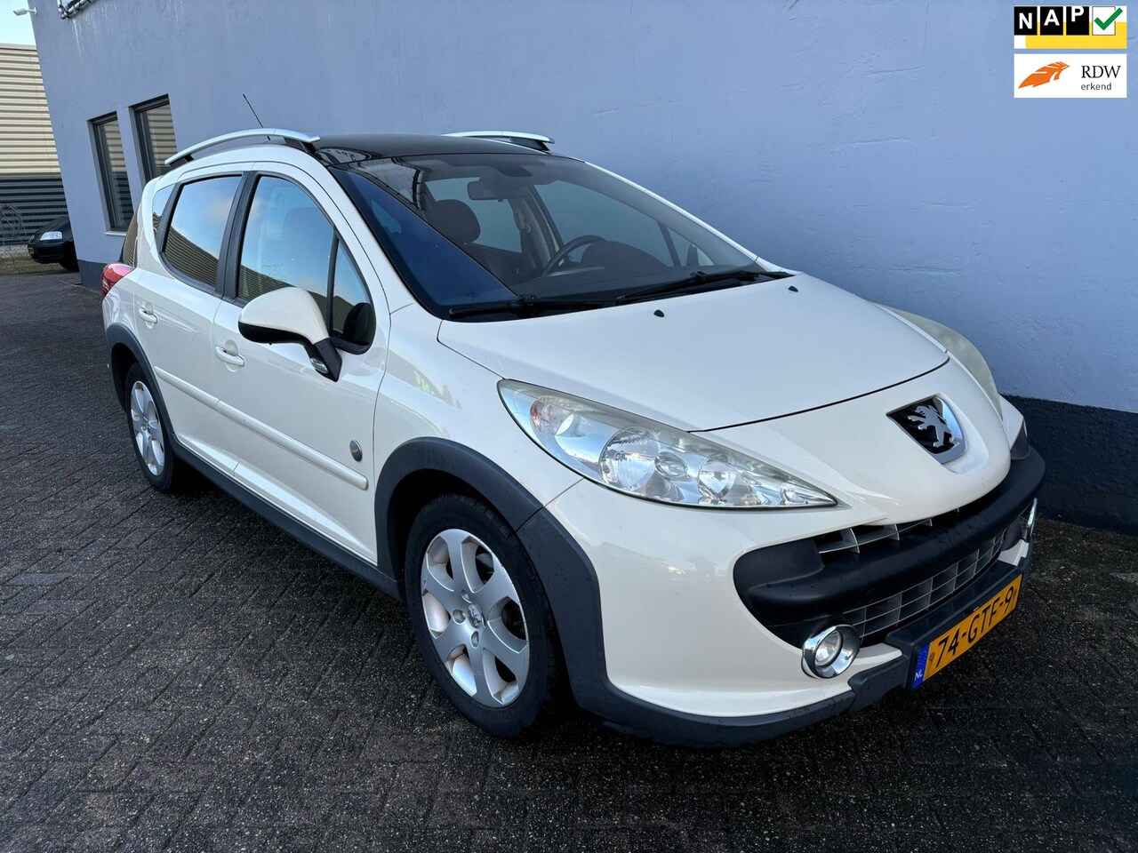 Peugeot 207 SW Outdoor - 1.6 VTi XS 1.6 VTi XS - AutoWereld.nl