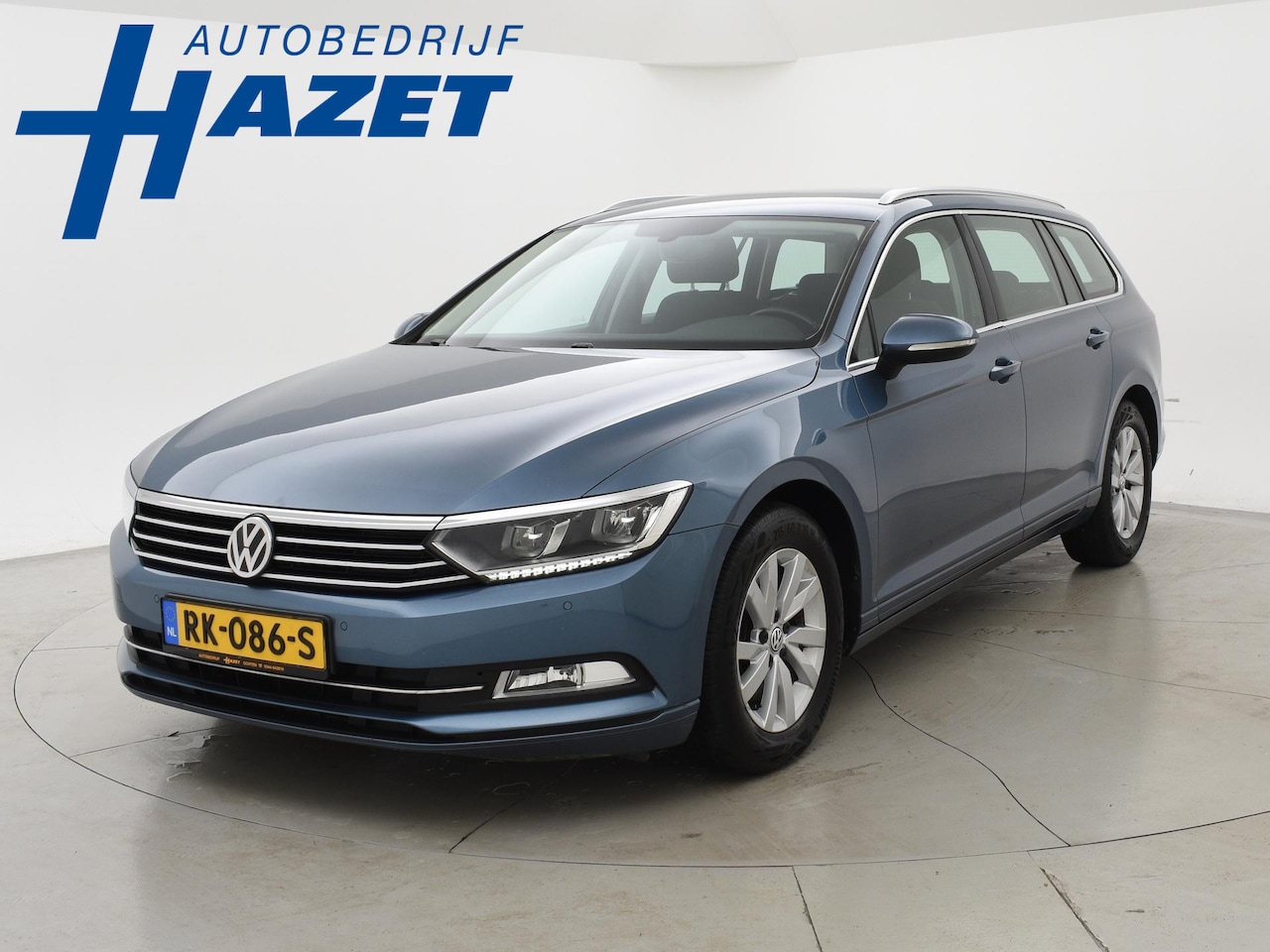 Volkswagen Passat Variant - 1.6 TDI DSG AUT. COMFORTLINE + APPLE CARPLAY / ADAPTIVE CRUISE / CAMERA / TREKHAAK - AutoWereld.nl