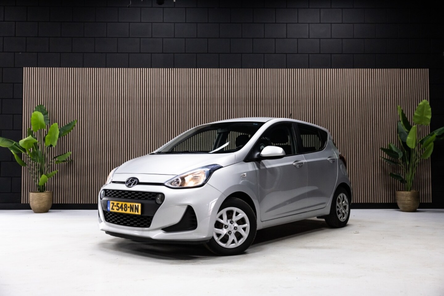 Hyundai i10 - 1.0i i-M. Go! | Navi | Bluetooth | Cruise | - AutoWereld.nl