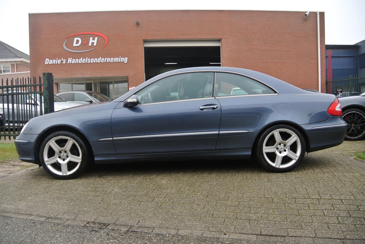 Mercedes-Benz CLK-klasse Coupé - 240 Elegance automaat leder inruil mogelijk nap - AutoWereld.nl