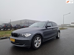 BMW 1-serie - 118i PANO NAVI PSENSOR CRUISE 2 X SLEUTELS