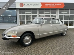 Citroën DS - 20 D Special / Half Automaat