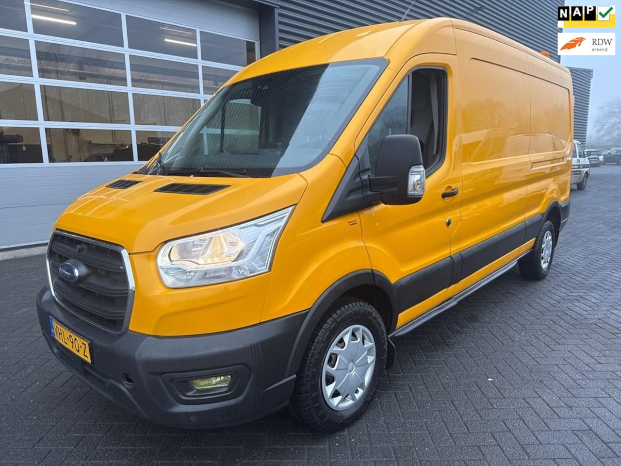 Ford Transit - 350 2.0 TDCI L3H2 Trend Carplay Navi Trekhaak Airco - AutoWereld.nl