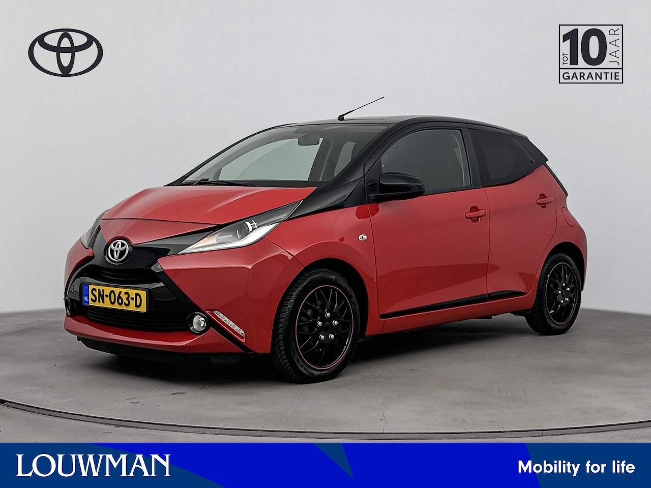 Toyota Aygo - 1.0 VVT-i x-cite | Trekhaak (fietsendragerbeugel) | Airco | Achteruitrijcamera | - AutoWereld.nl