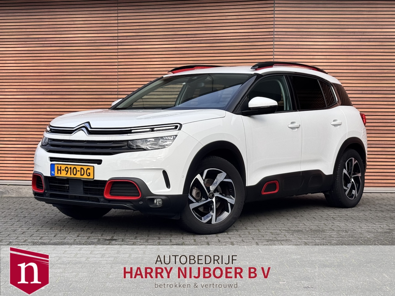 Citroën C5 Aircross - 1.6 PureTech Feel Navi / Clima / Carplay / Dodehoek / Camera / Trekhaak - AutoWereld.nl