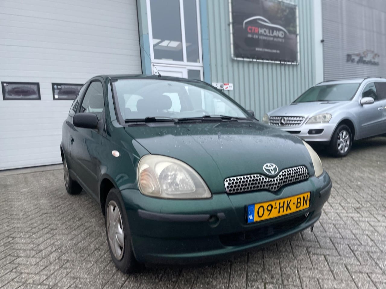 Toyota Yaris - 1.3-16V VVT-i Sol (bj 2001) AUTOMAAT|AIRCO|APK 08-25 - AutoWereld.nl