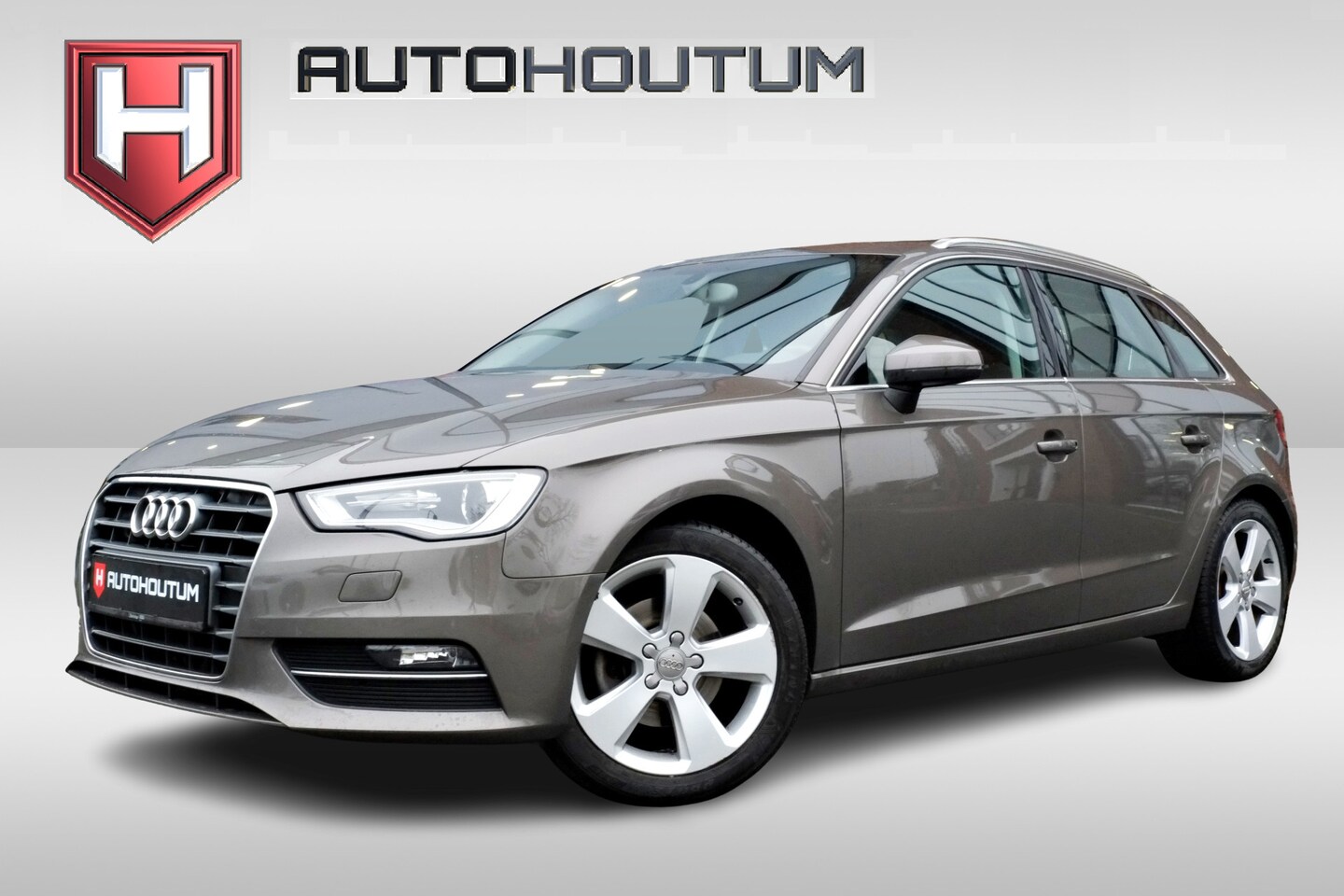 Audi A3 Sportback - 1.4 TFSI Ambition Navigatie, Sportstoelen, DAB - AutoWereld.nl