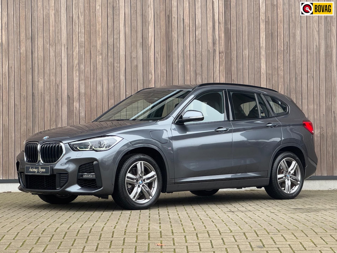 BMW X1 - XDrive25e High Executive / ACC / Trekhaak / M-Sport / - AutoWereld.nl