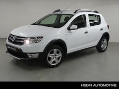 Dacia Sandero Stepway - TCe 90 Lauréate | MediaNav Multimedia & Navigatie | Parkeersensoren | Cruise Control | Air