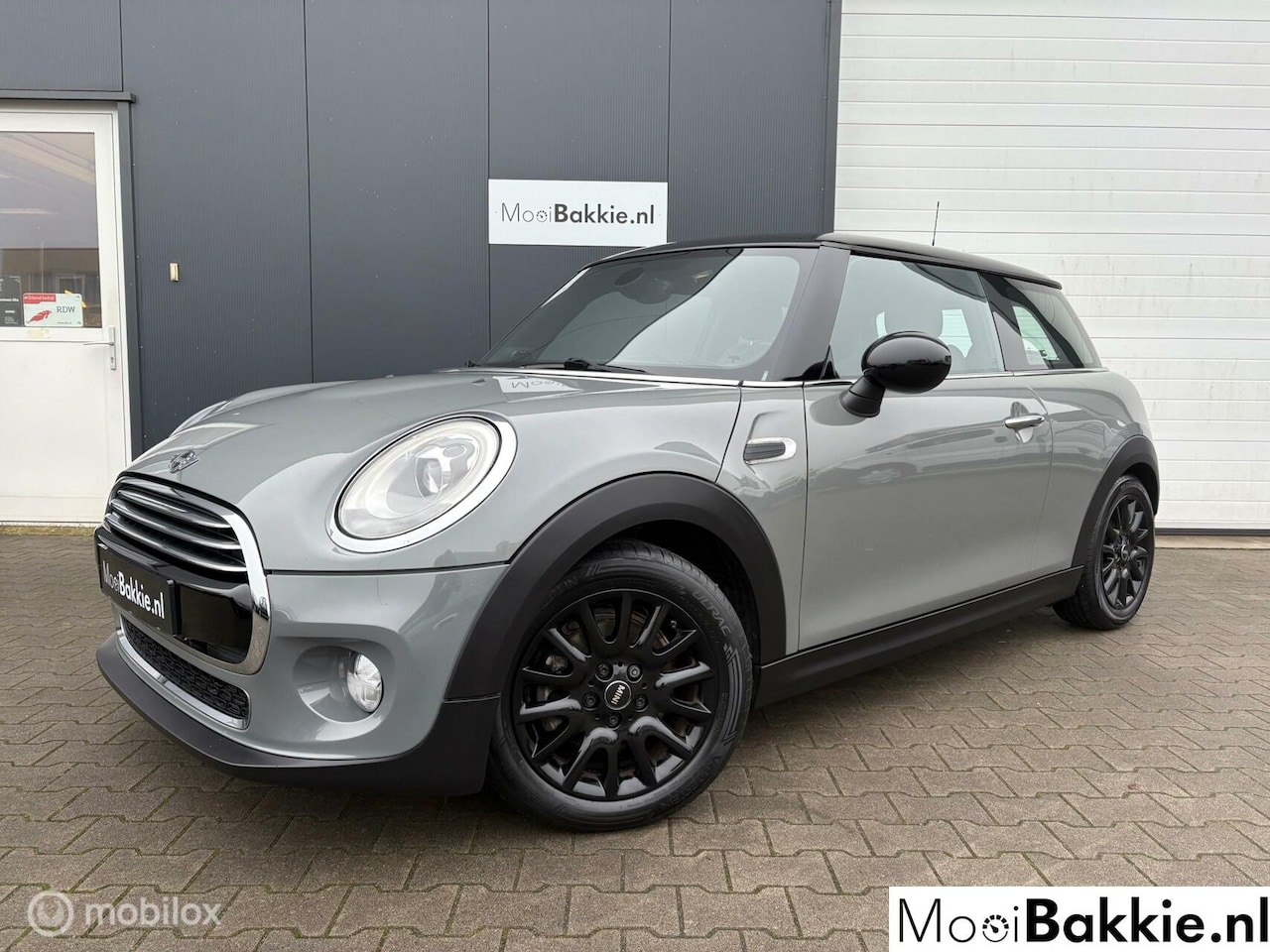 MINI Cooper - Mini 1.5 First Born Trekhaak / Xenon / Harman / Navi - AutoWereld.nl