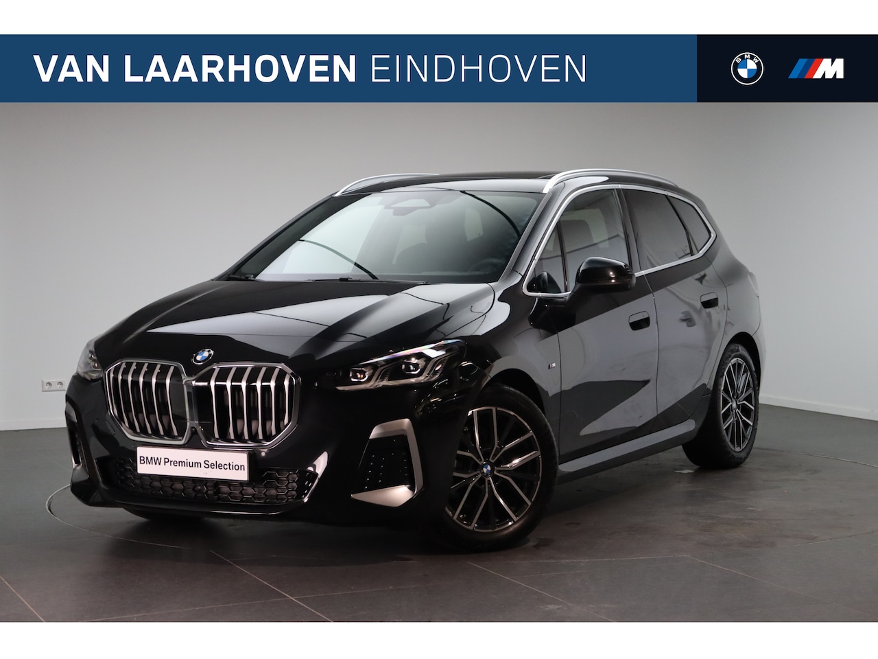 BMW 2-serie Active Tourer - 218i High Executive M Sport Automaat / Panoramadak / Trekhaak / Sportstoelen / Stoelverwar - AutoWereld.nl