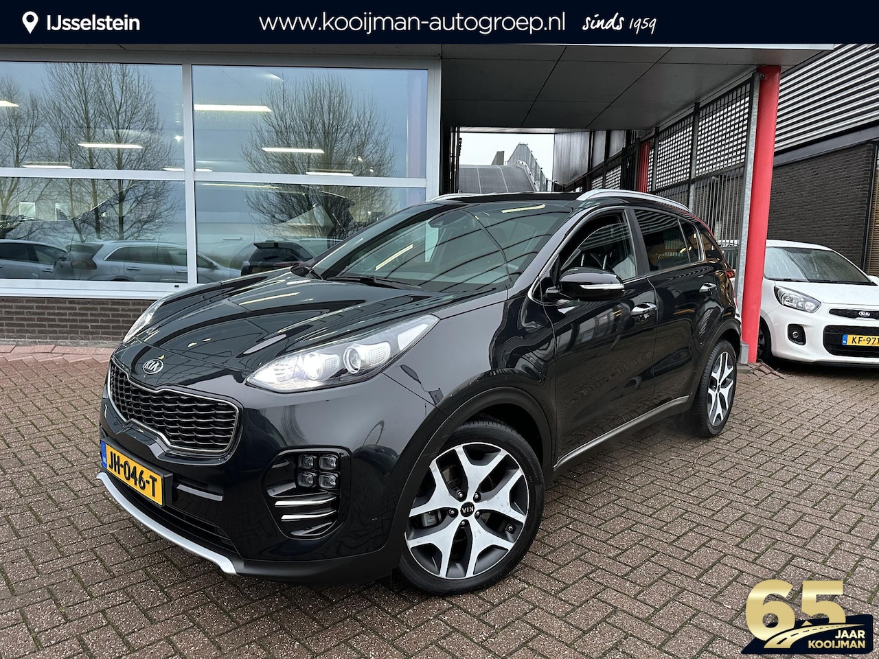 Kia Sportage - 1.6 T-GDI GT-Line First Edition Meerdere foto's volgen | Trekhaak - AutoWereld.nl