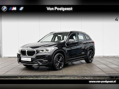 BMW X1 - sDrive18i Sport Line / 18" / Lichtpakket / Achteruitrijcamera / Sportstoelen / Automaat